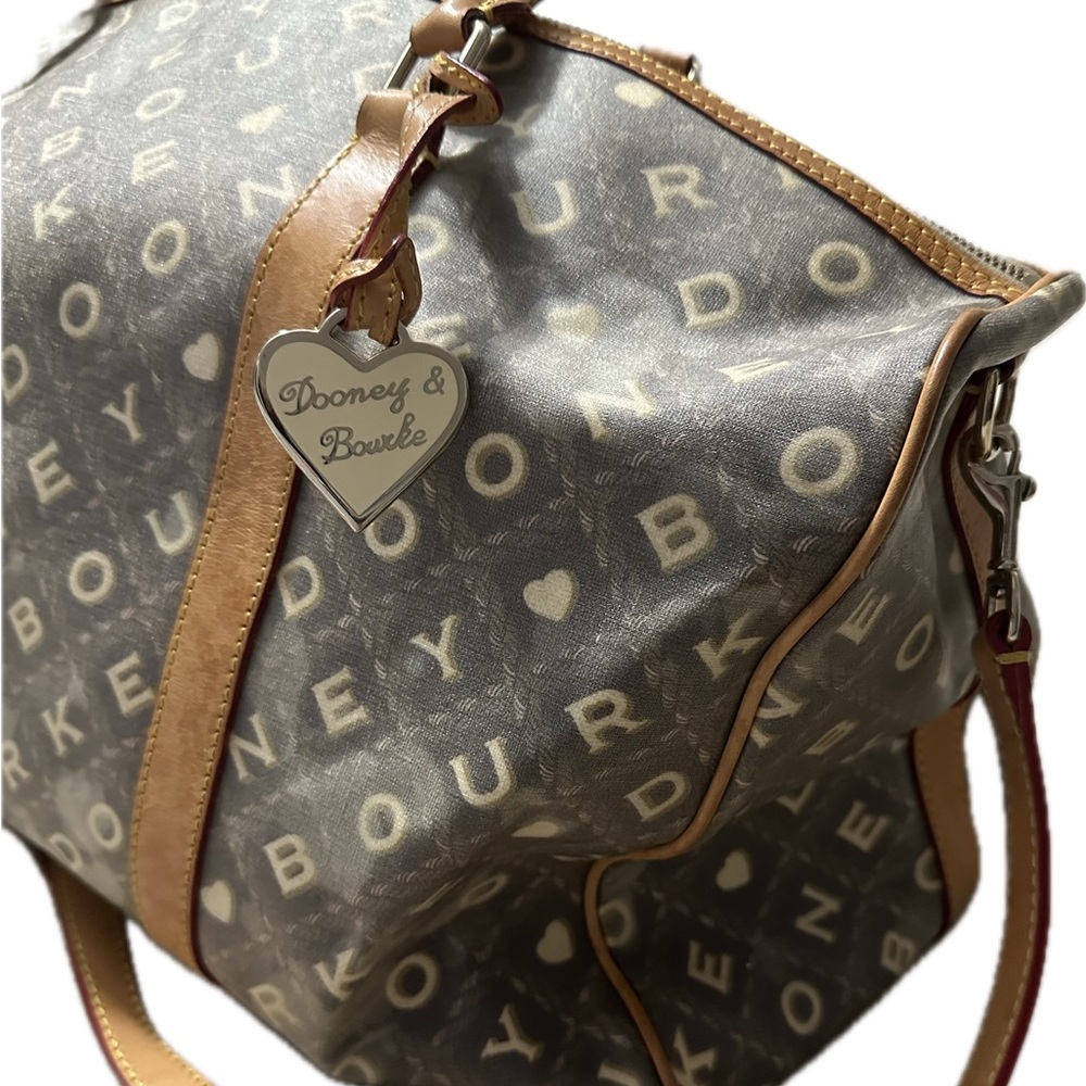 Dooney & Bourke y2k weekend duffel Bag - Picture 4 of 12